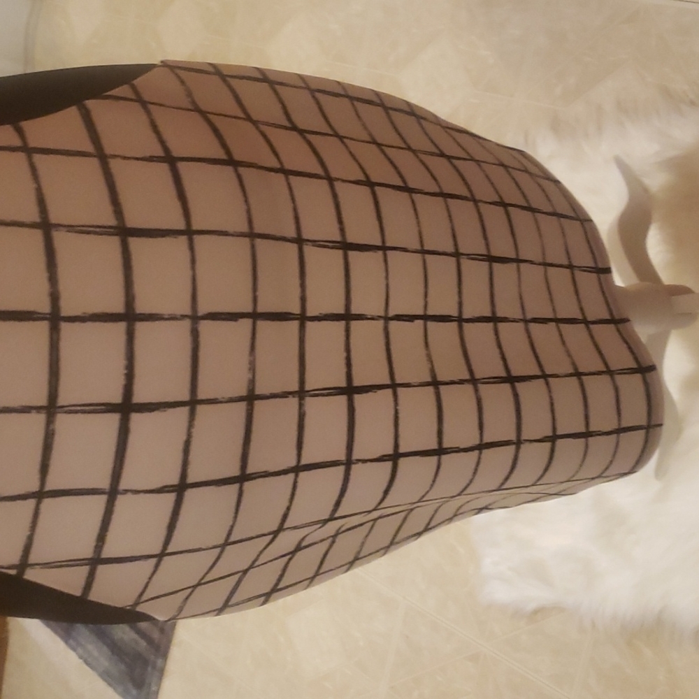 Dress - Picture 5 of 6